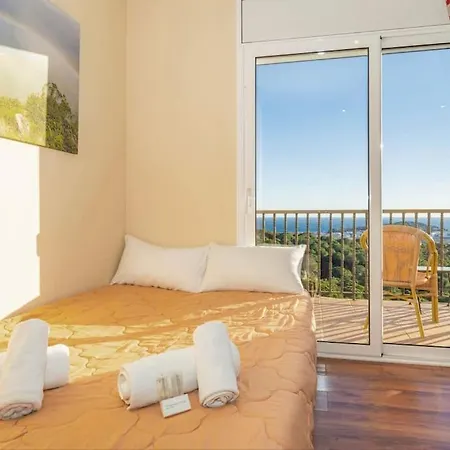 Mare Nostrum,12 Personen, Panoramisch Zeezicht Holiday home